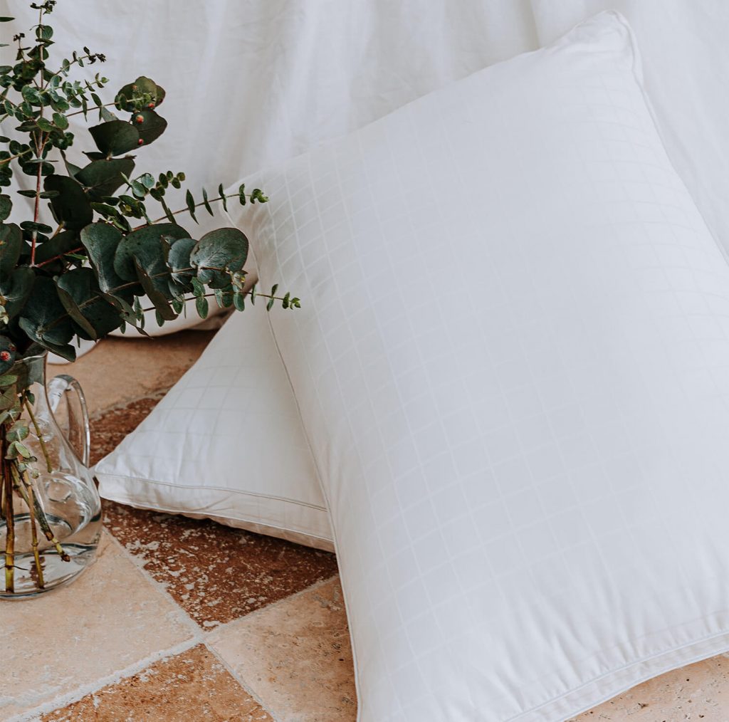 Superior Microfibre Pillow