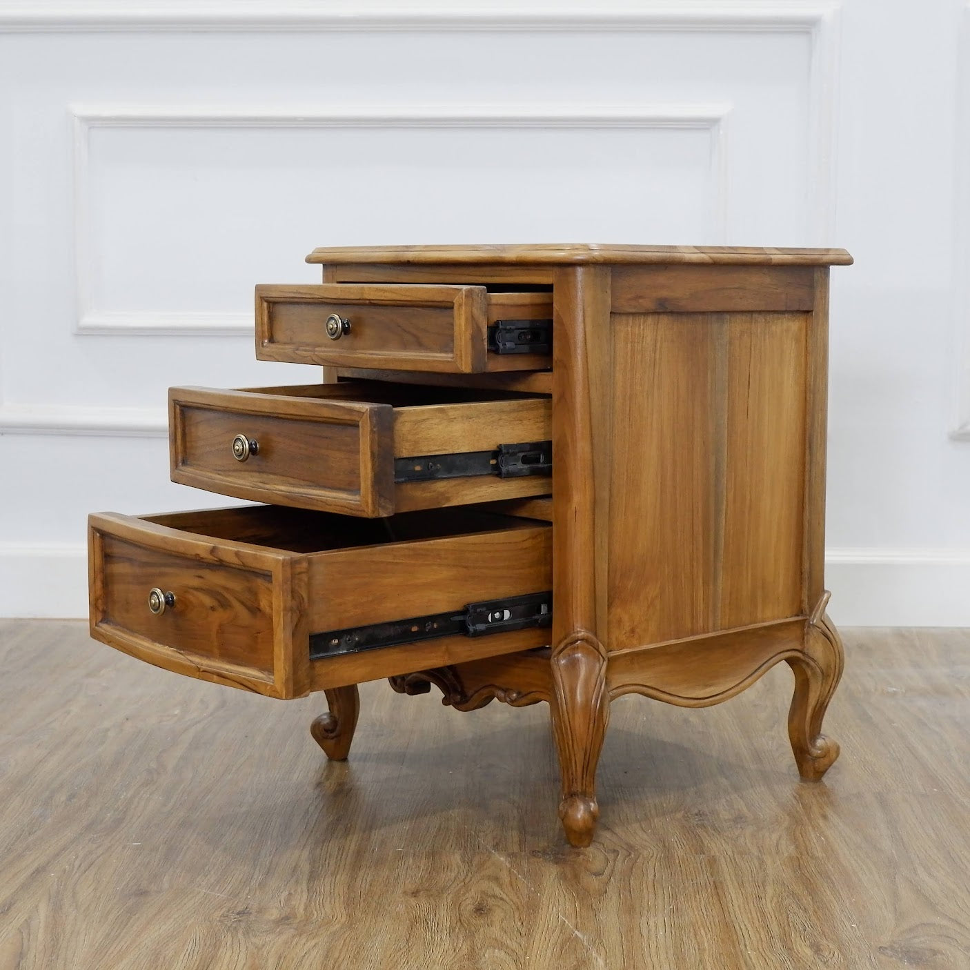 Barbuda Bedside Table