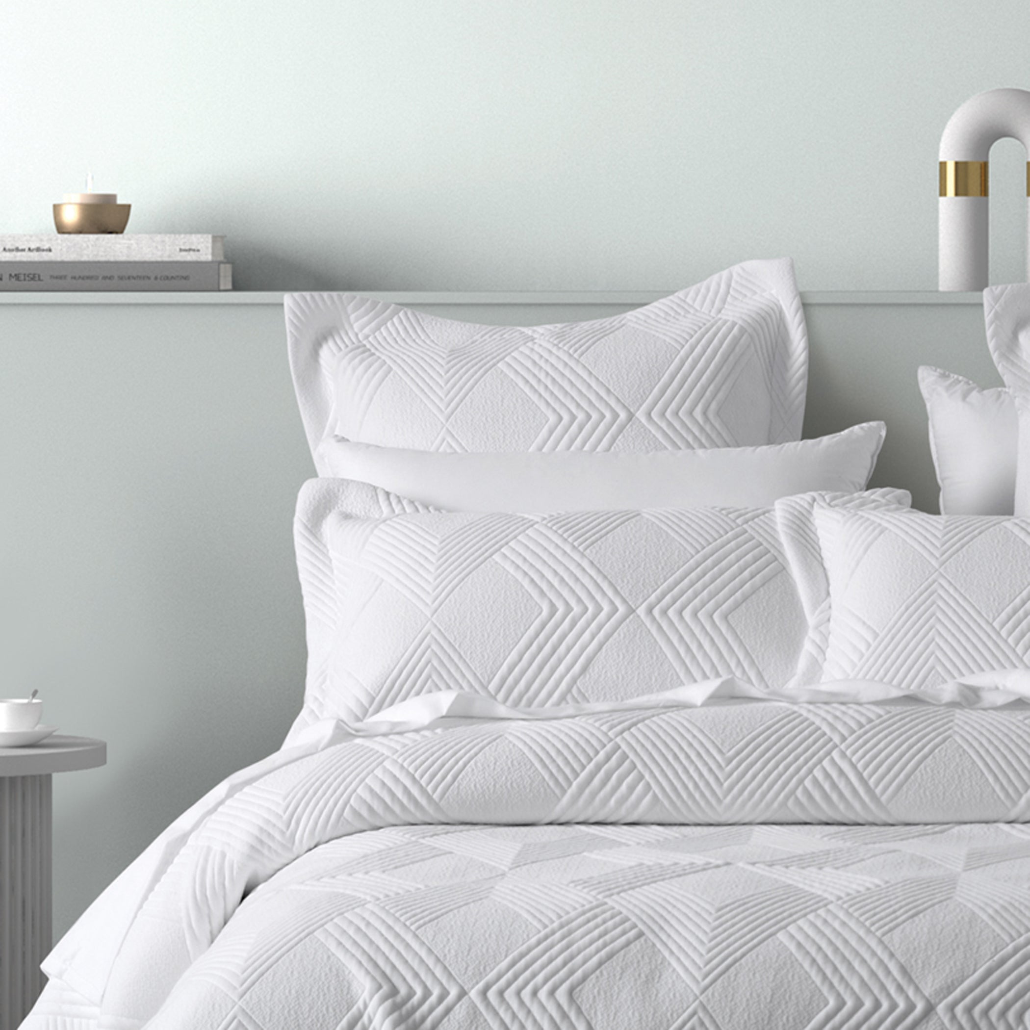 Cassiano Coverlet Set White