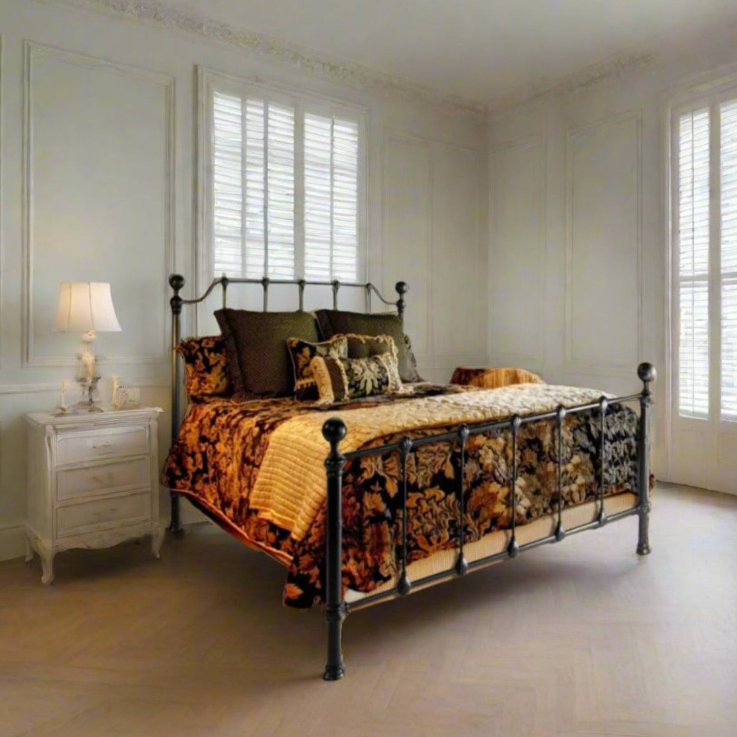 Liverpool Cast Bed