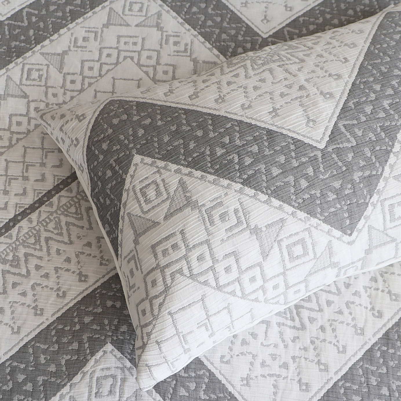 Indie Quilt Cover Set