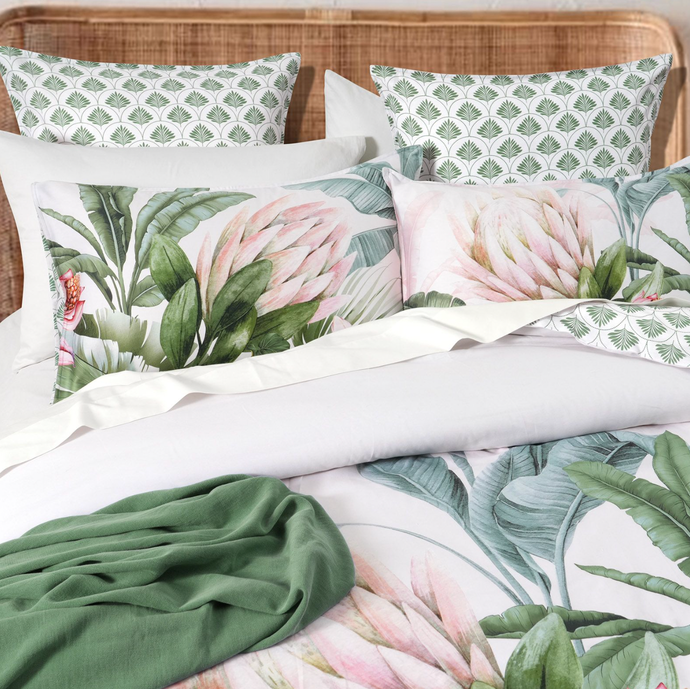 Gardenia Quilt Cover Set
