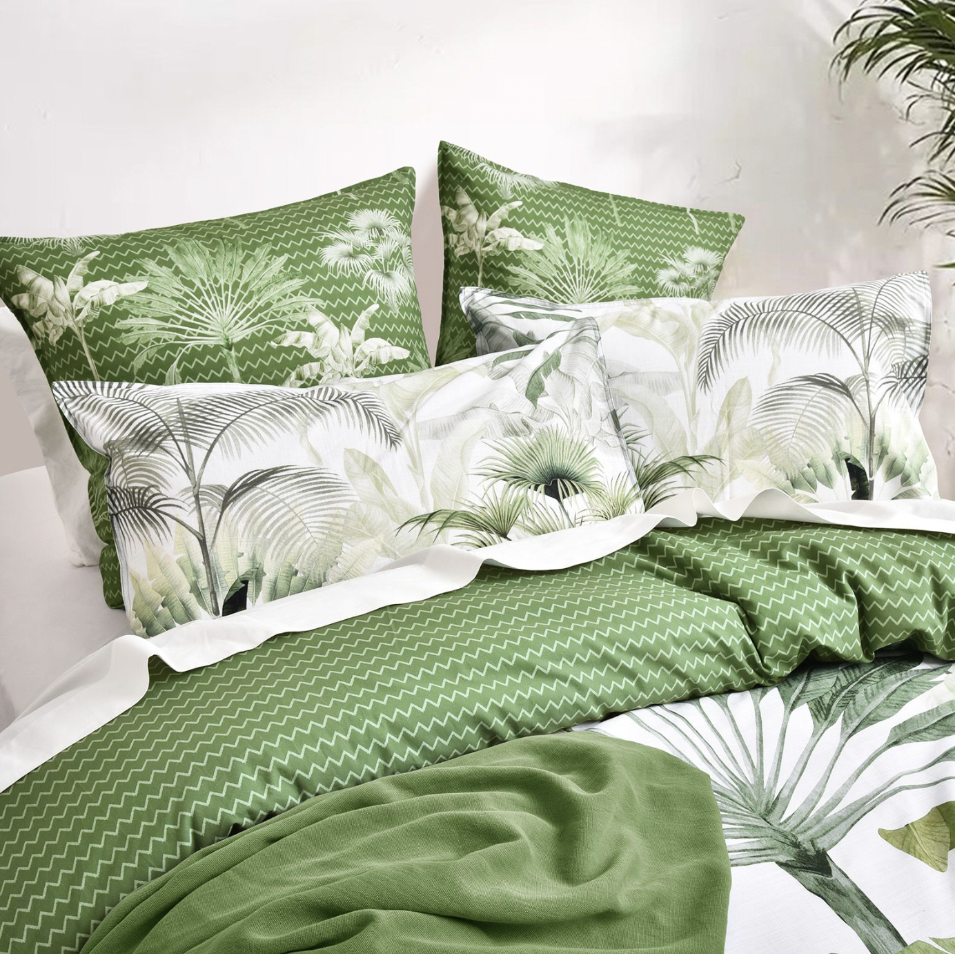 Noosa Palm Quilt Cover Set