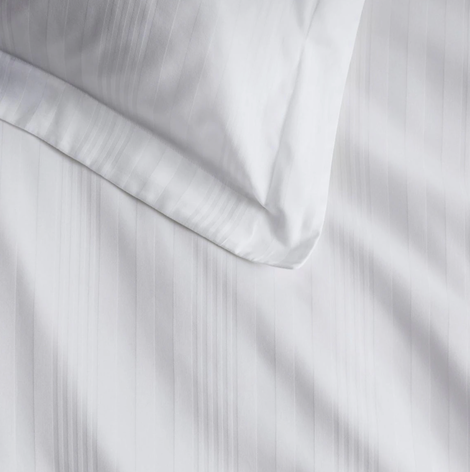 Newmark Tailored Quilt Cover Set