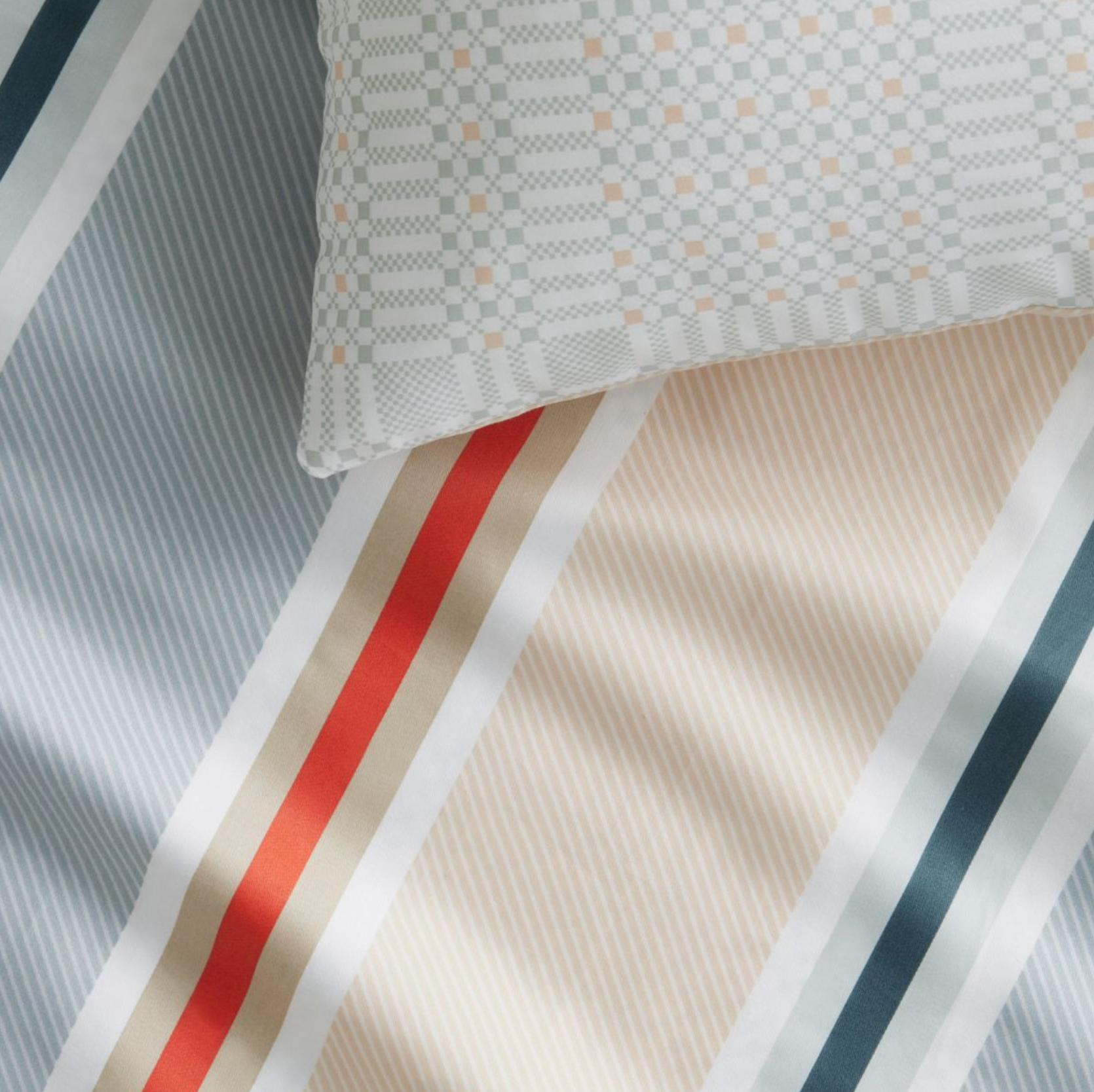 Hollard Quilt Cover Set