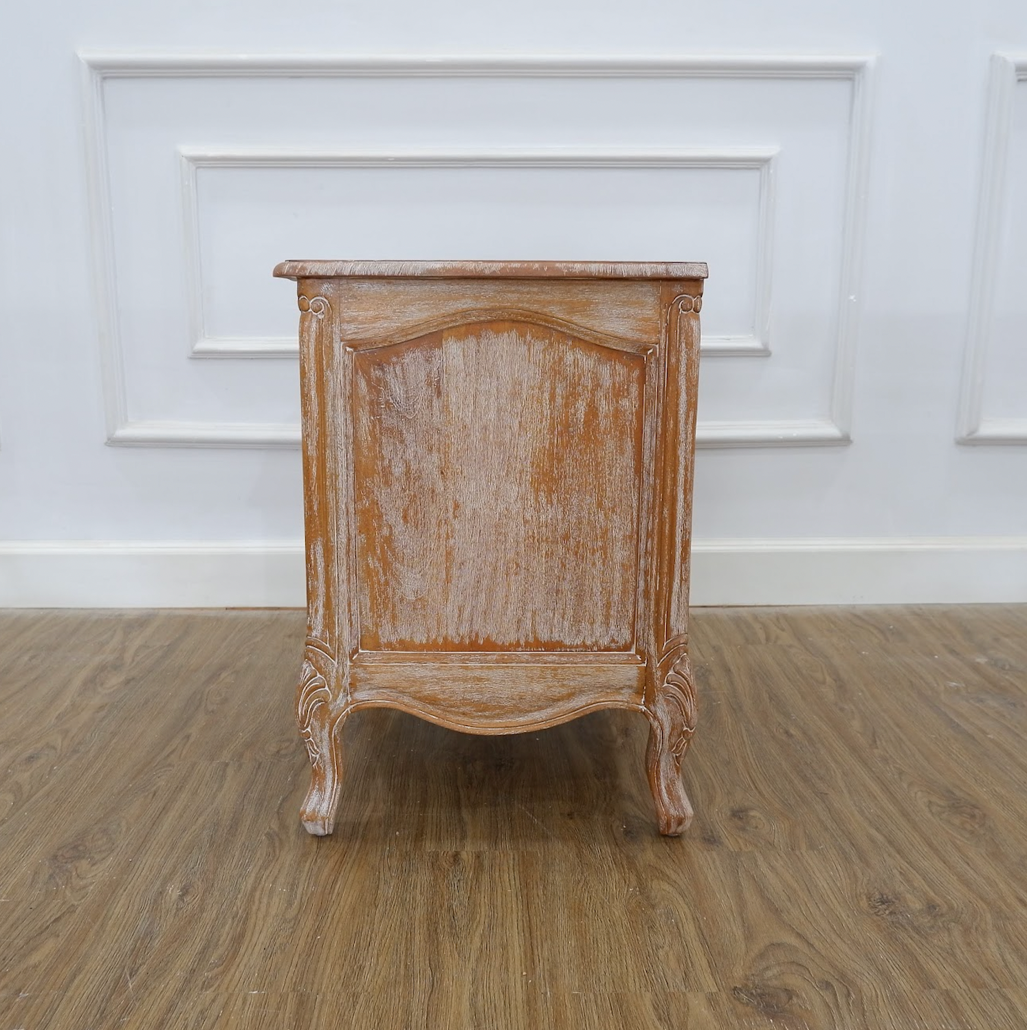 Mamba Bedside Table