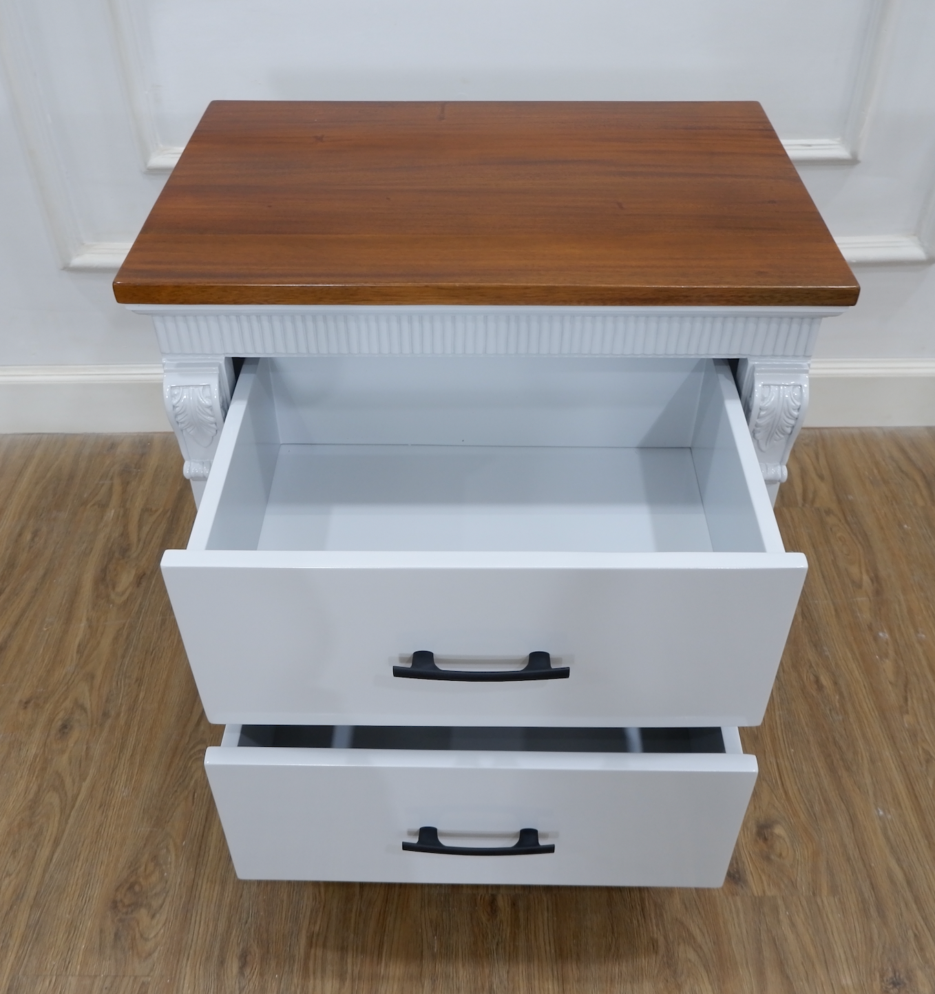 Agathon Bedside Table