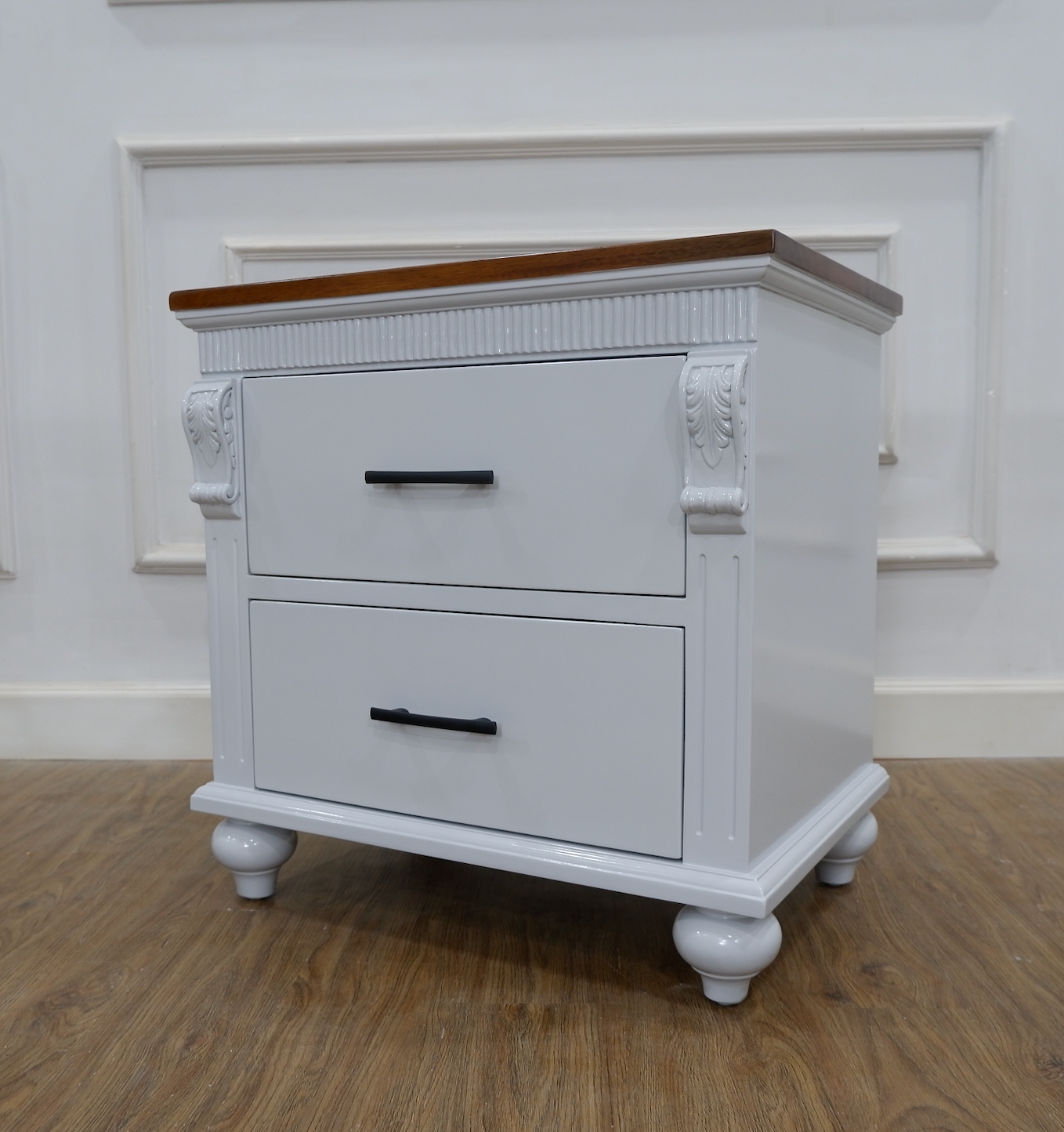 Agathon Bedside Table