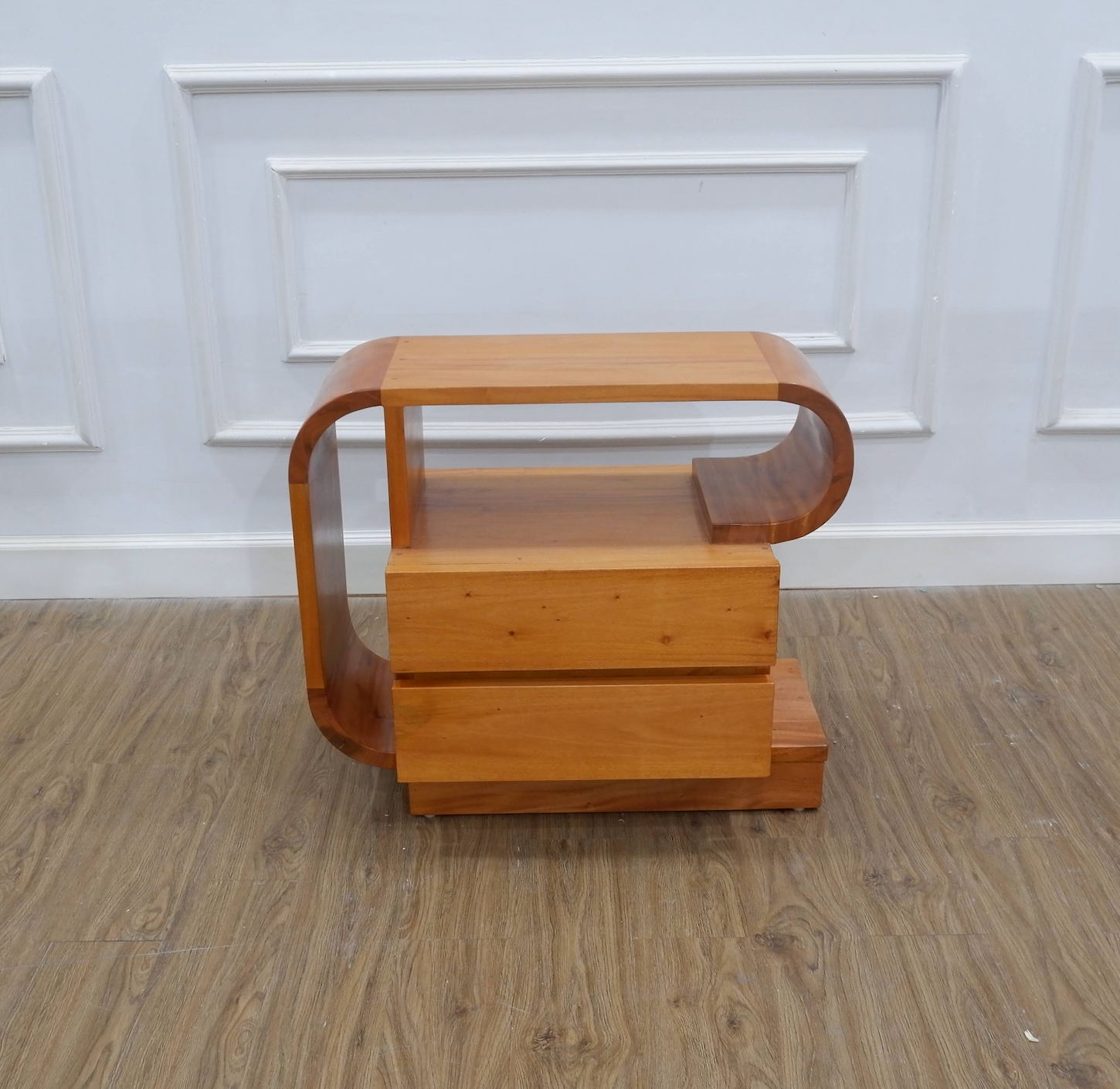 Victoria Bedside Table