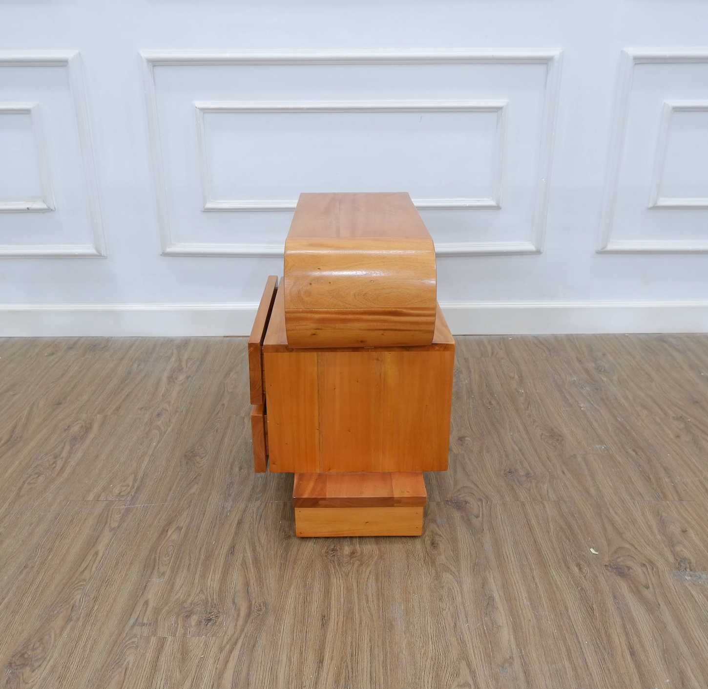 Victoria Bedside Table