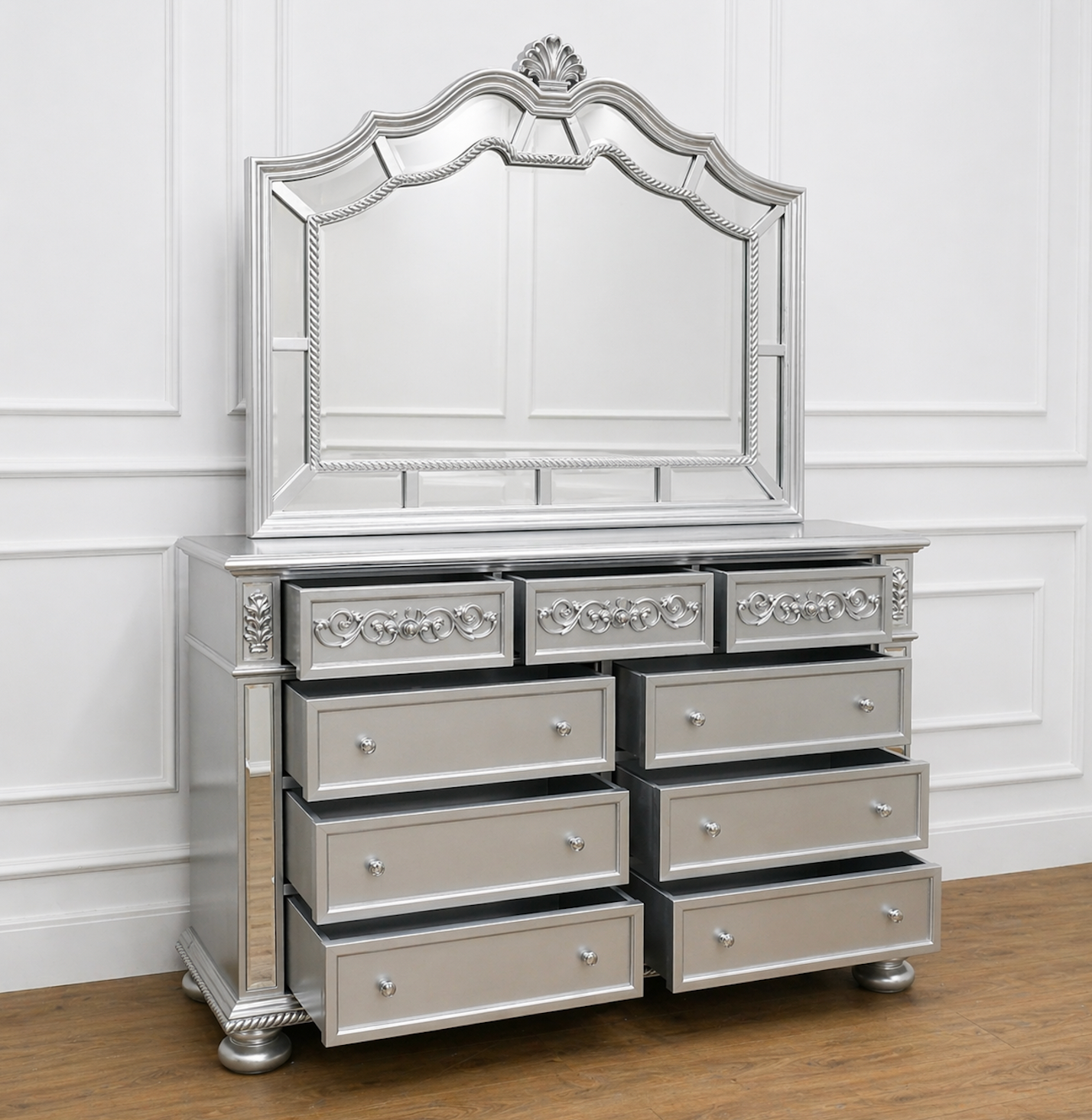 Azha Dressing Table