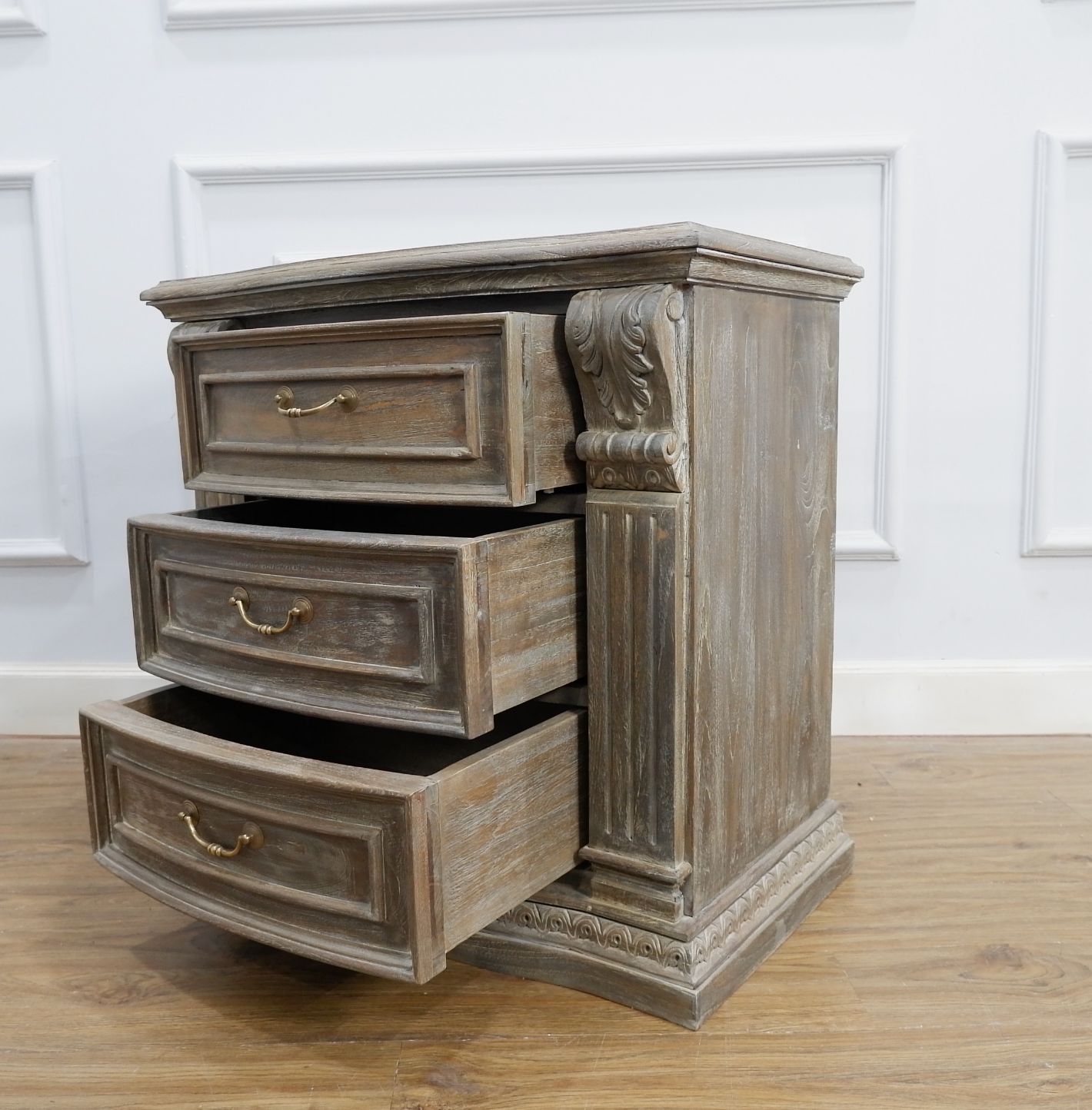 Stratford Bedside Table