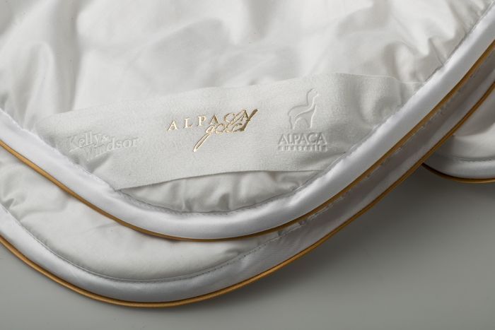Alpaca Gold 600 Quilt