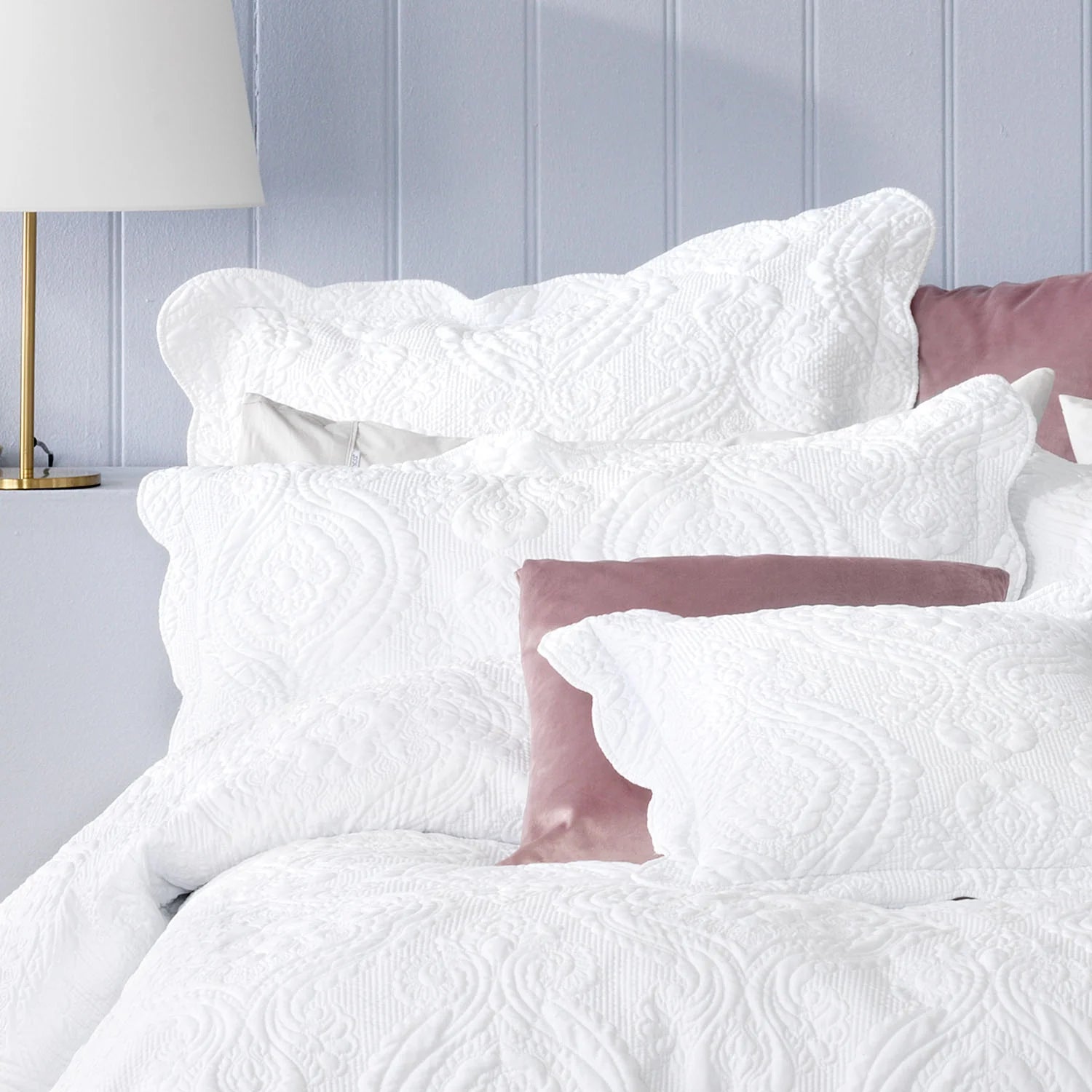 Cordelia Bedspread Set