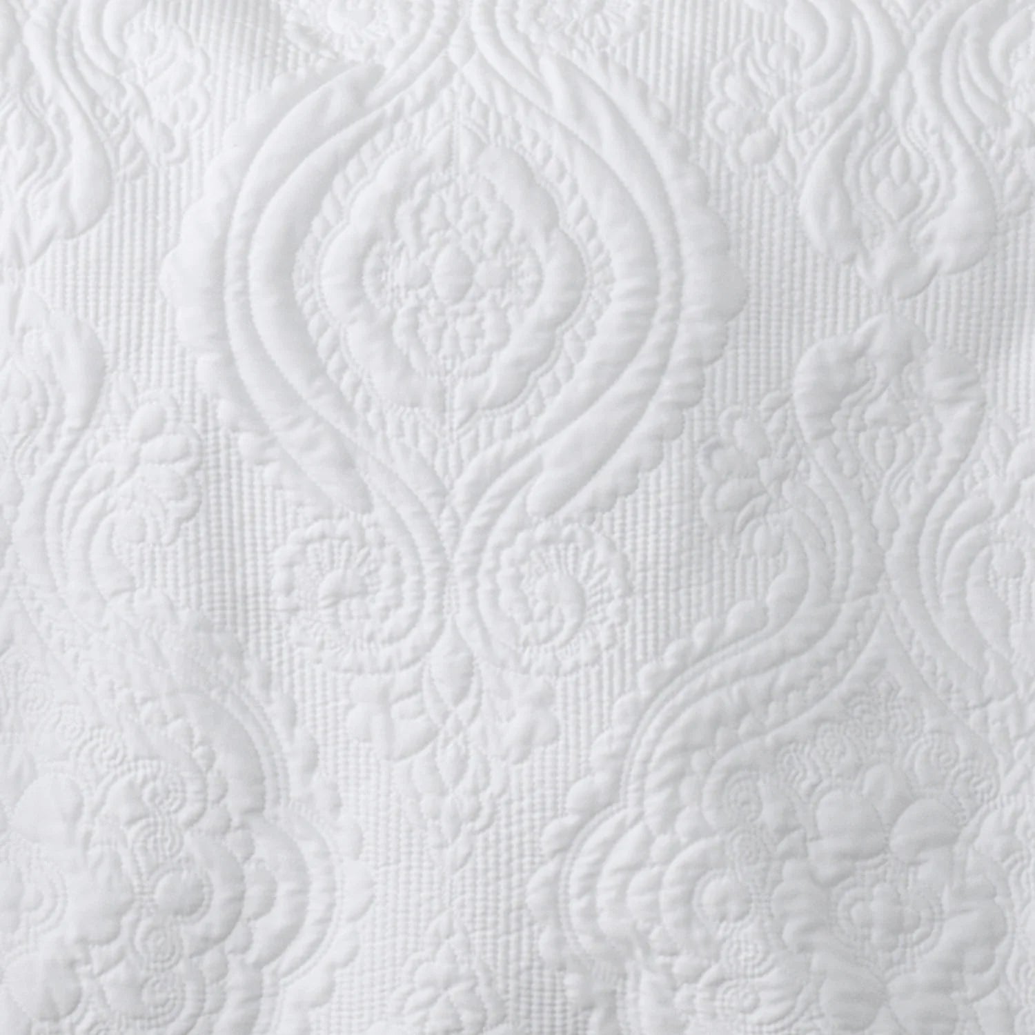 Cordelia Bedspread Set