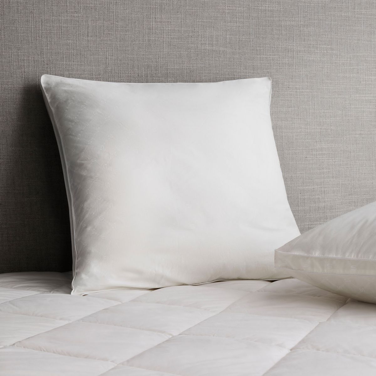 Deluxe Dream Pillow