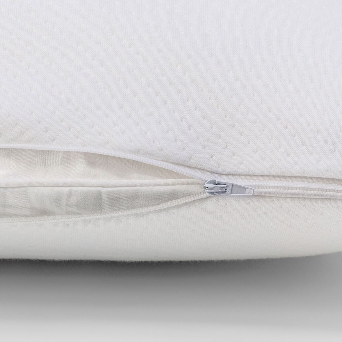 Cool Comfort Pillow Protector