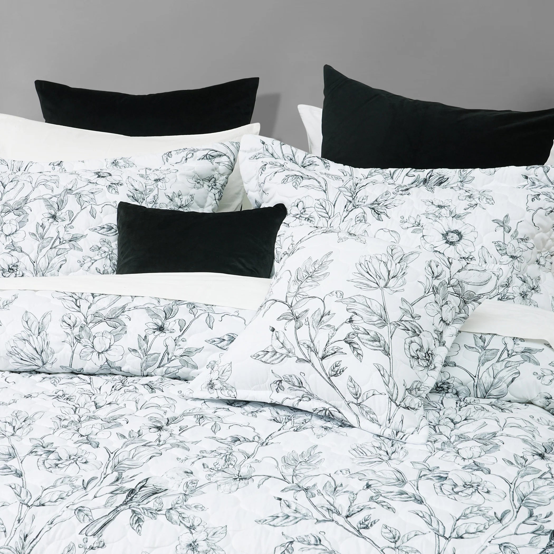 Gracie Bedspread Set