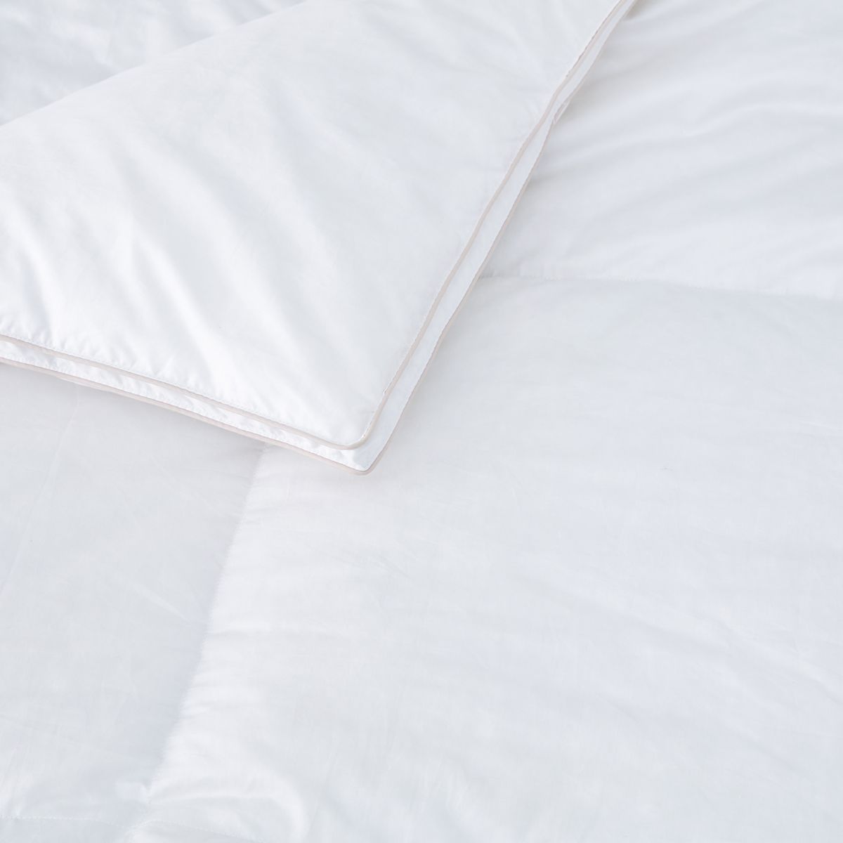 Pure Indulgence 95/5 Feather & Down Quilt