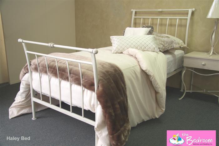 Hayley Metal Bed