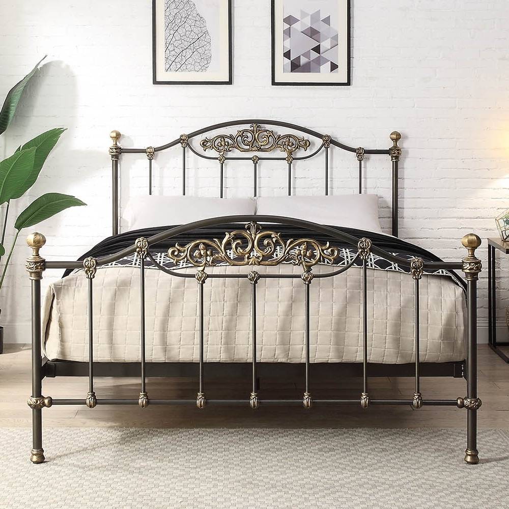 Wentworth Cast Bed