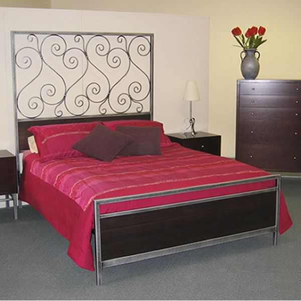 Amadeus Metal Bed