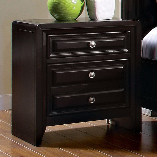 Winsor Bedside Table