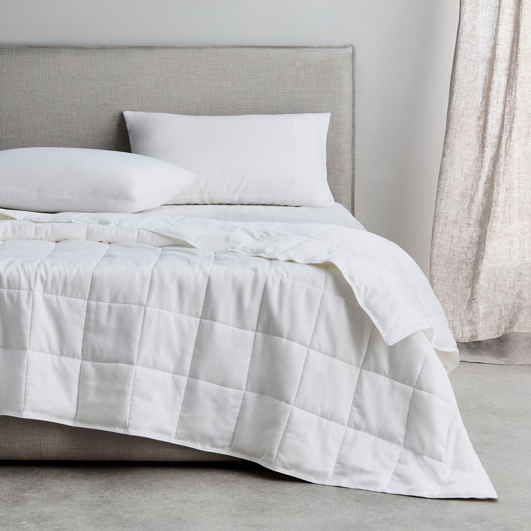 Deluxe Supersoft All Seasons Quilt