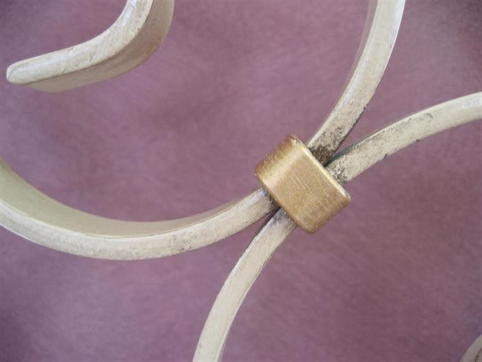 Distressed Ivory Gold Highlight