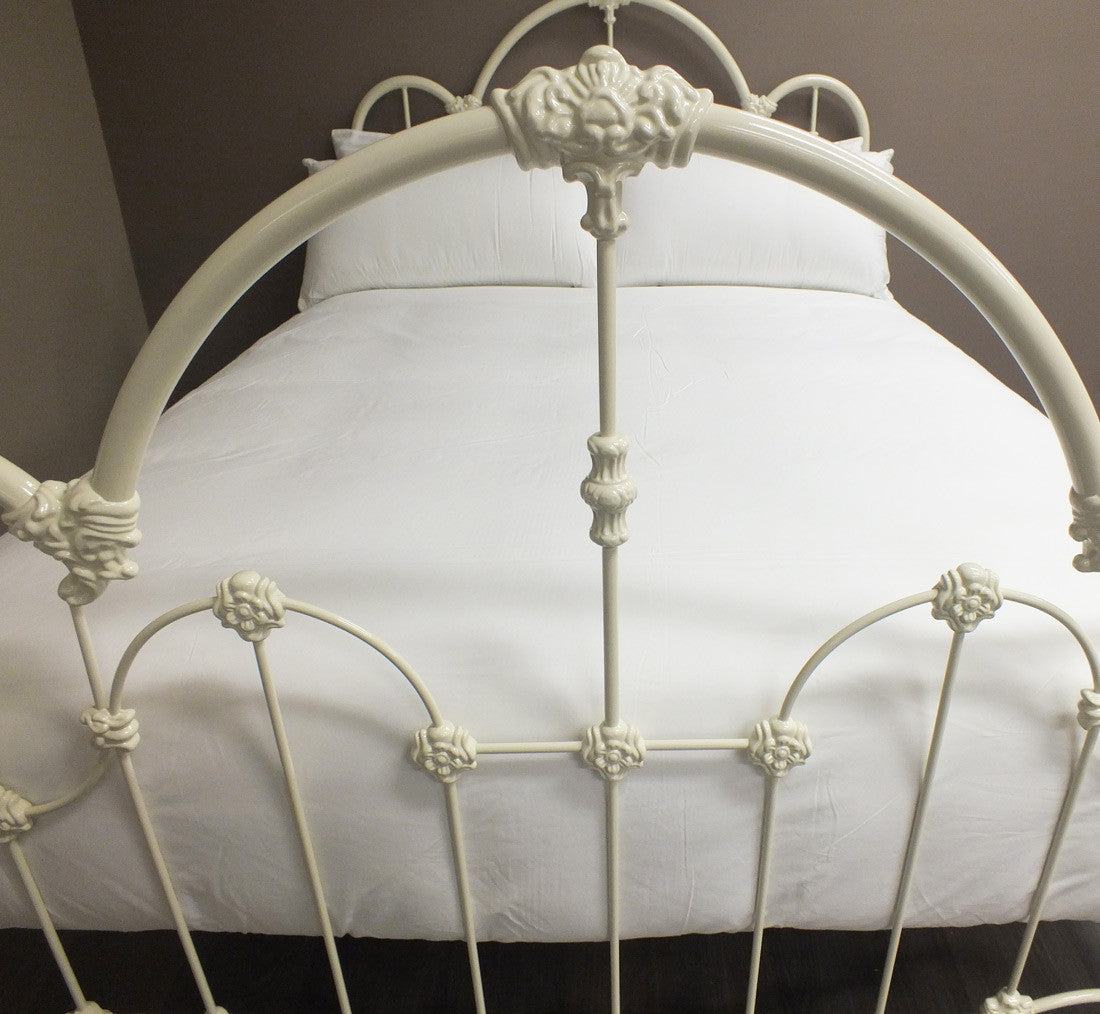 Normandy Cast Bed