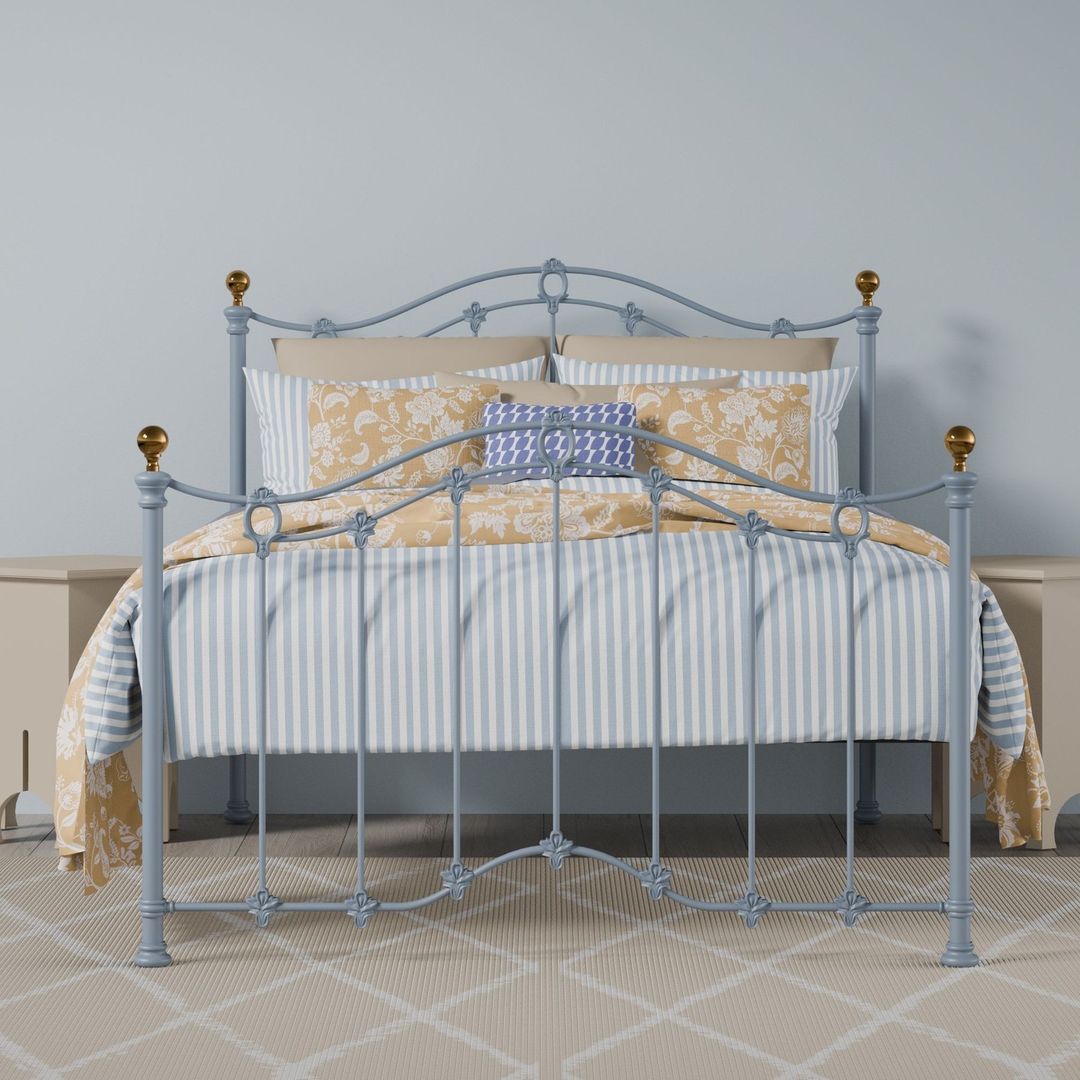 Clareville Cast Bed