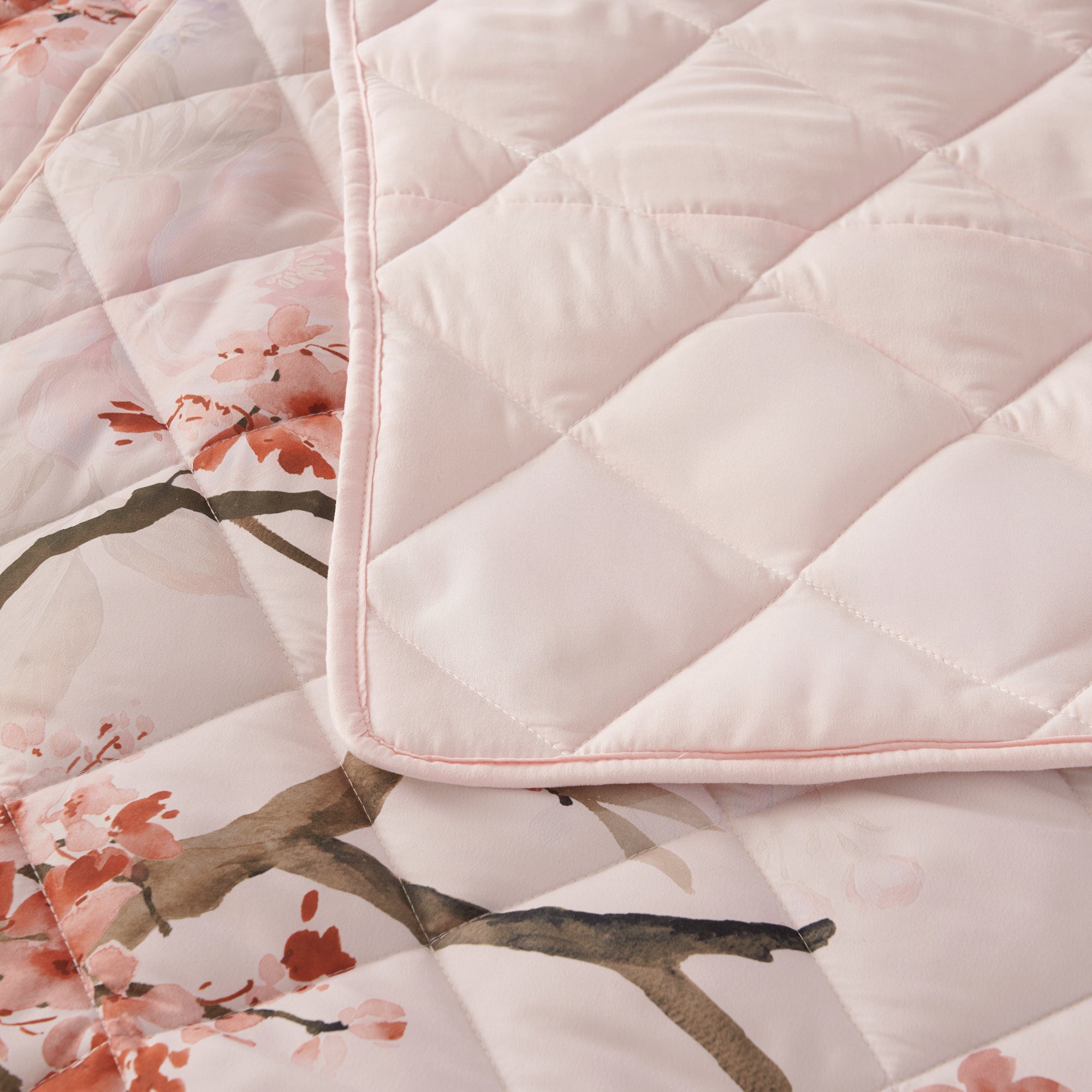 Evelyn Bedspread Set Blush