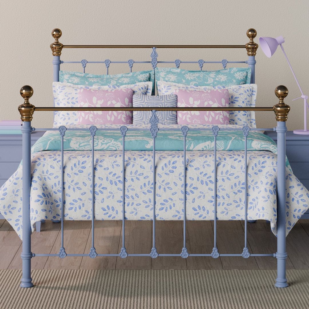 Hobart Cast Bed