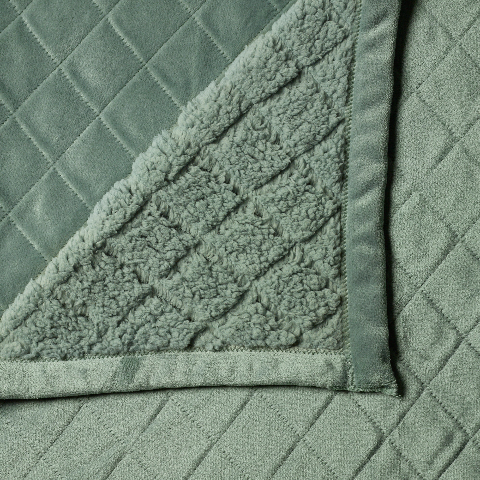 Mansfield Ultra Soft Velvet Blanket