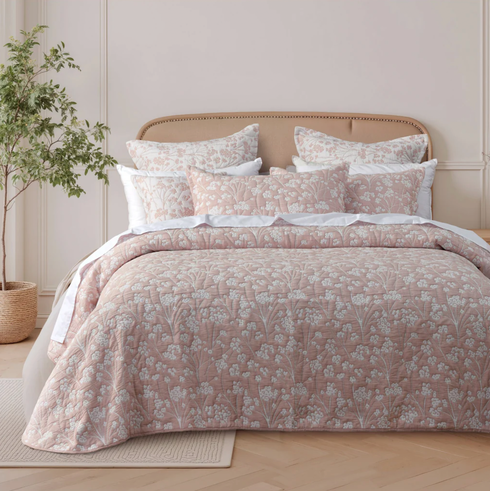Myra Bedspread Set