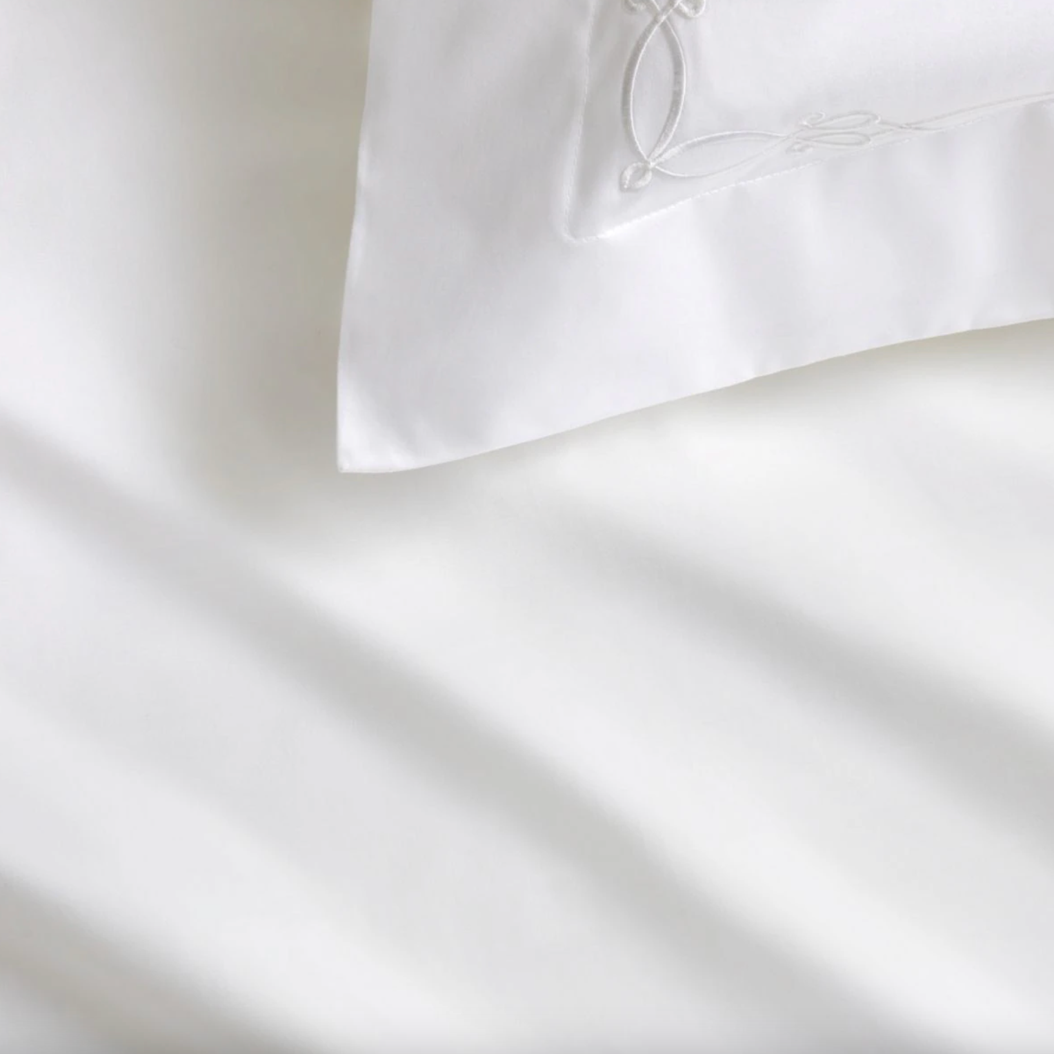 1200 Thread Count Palais Trellis Quilt Cover