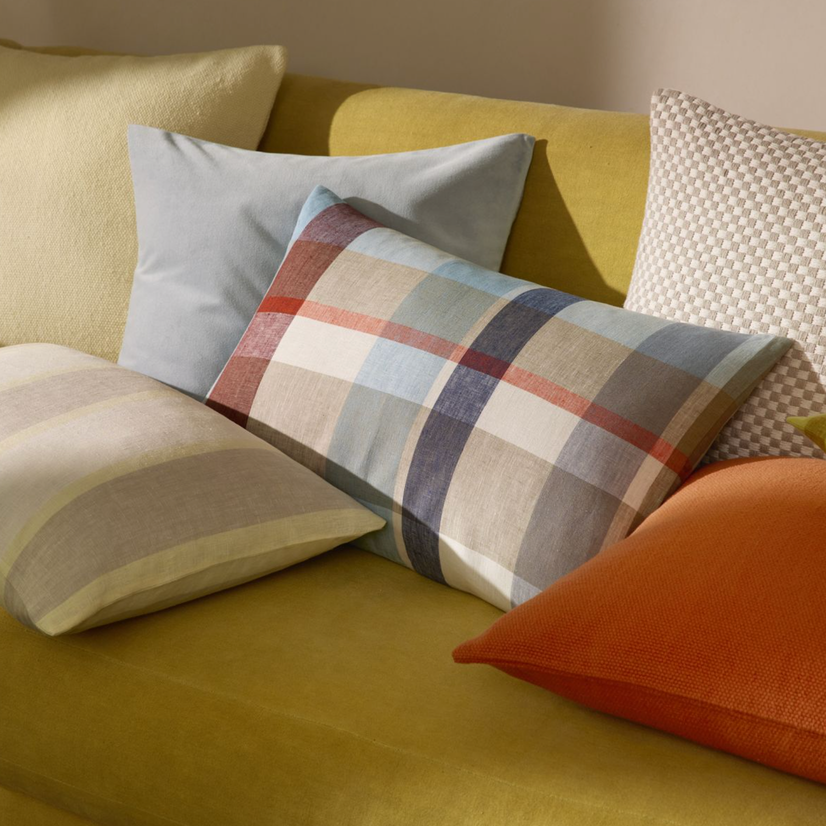 Ammes Breakfast Cushion