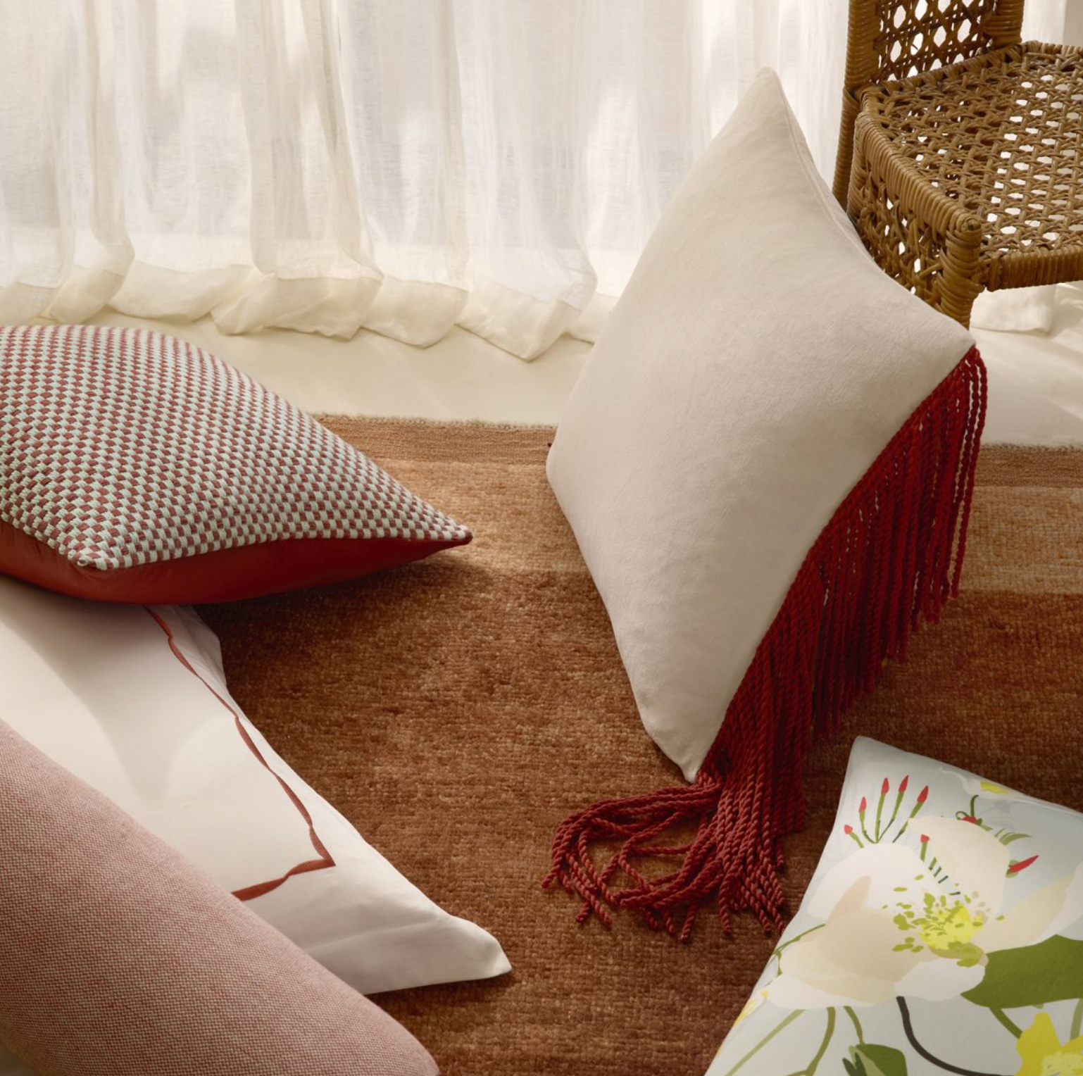 Romer Breakfast Cushion