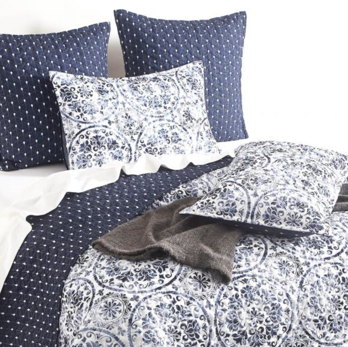 Delos Quilted Reversible Coverlet Set