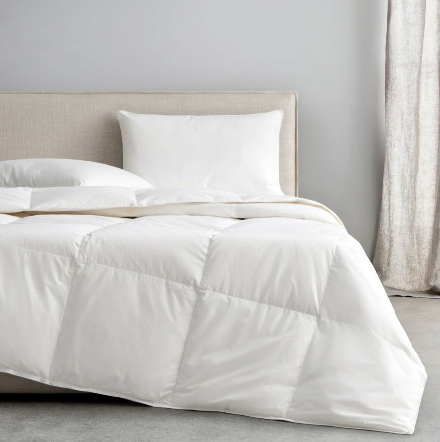 Deluxe Feather & Down Light Weight Quilt