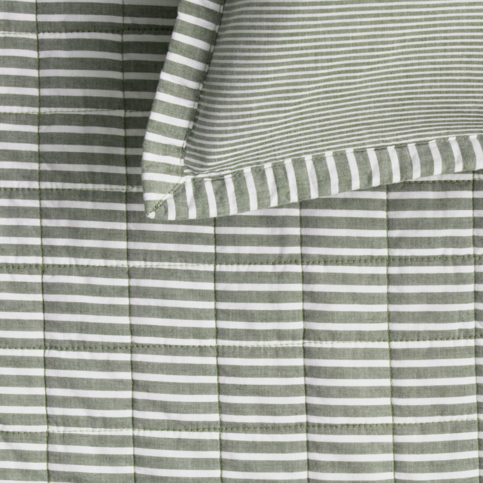 Reilly Stripe Duo Bed Cover