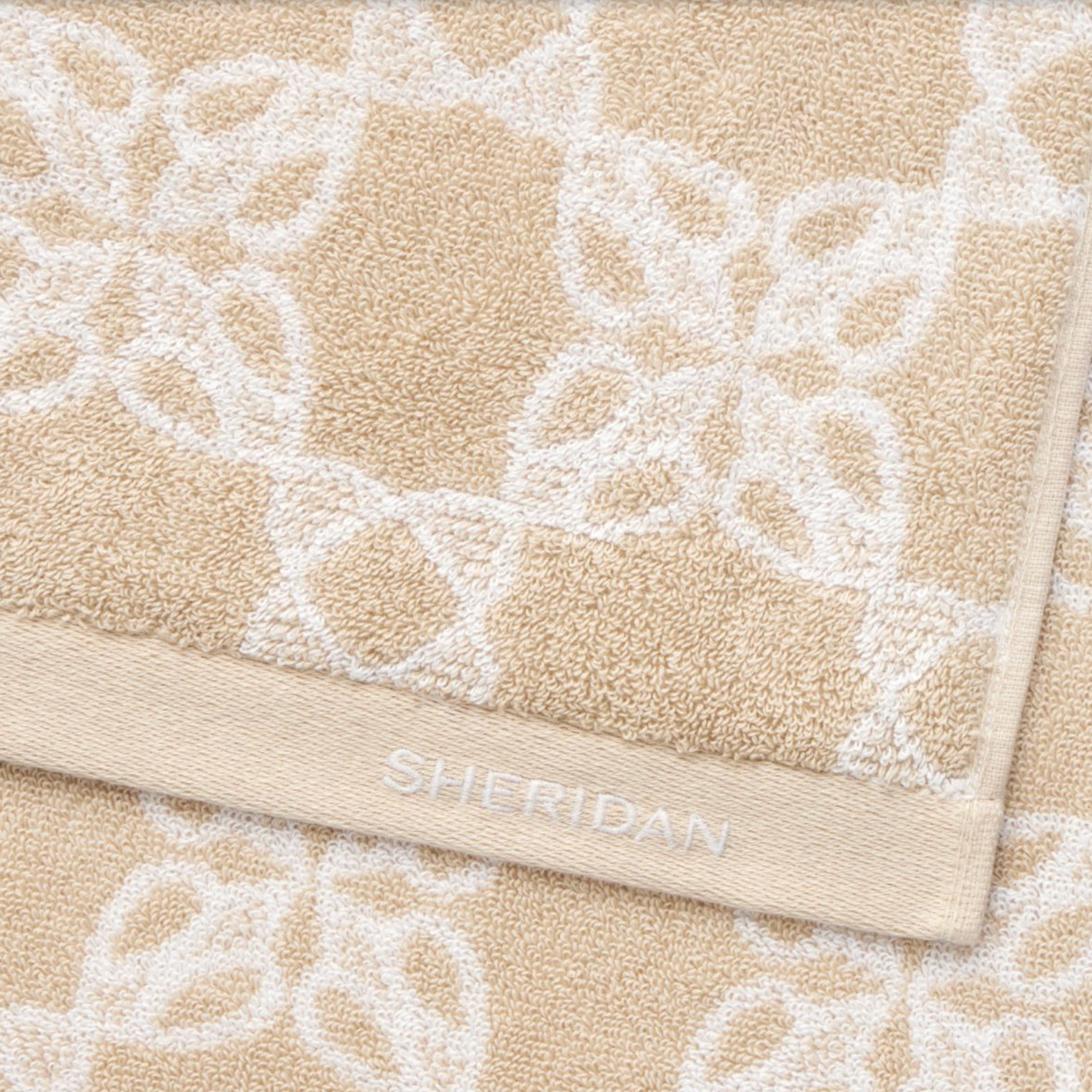 Lano Bath Towel