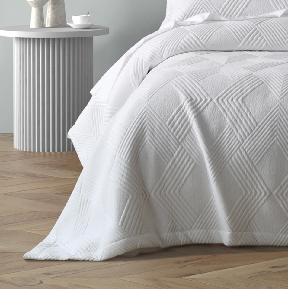 Cassiano Coverlet Set White
