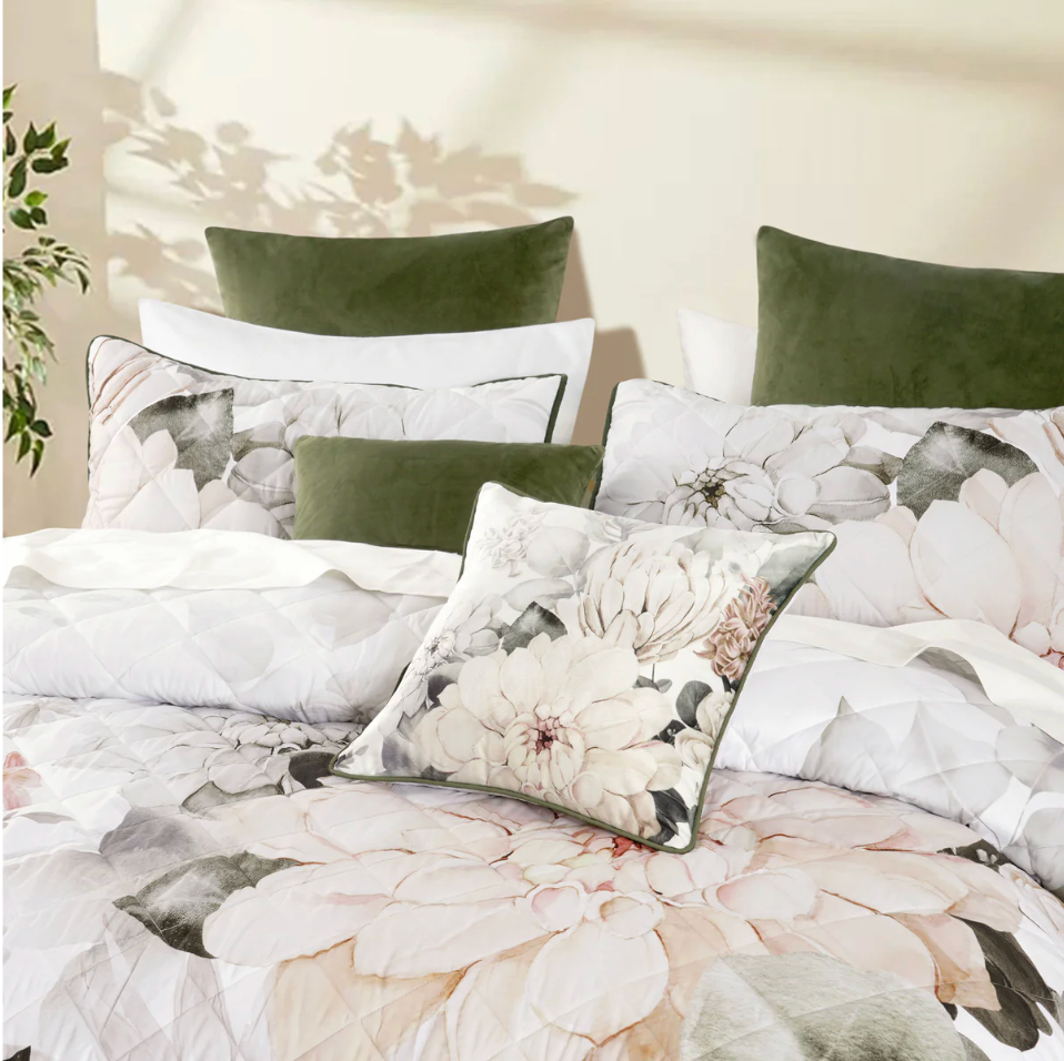 Giselle Coverlet Set