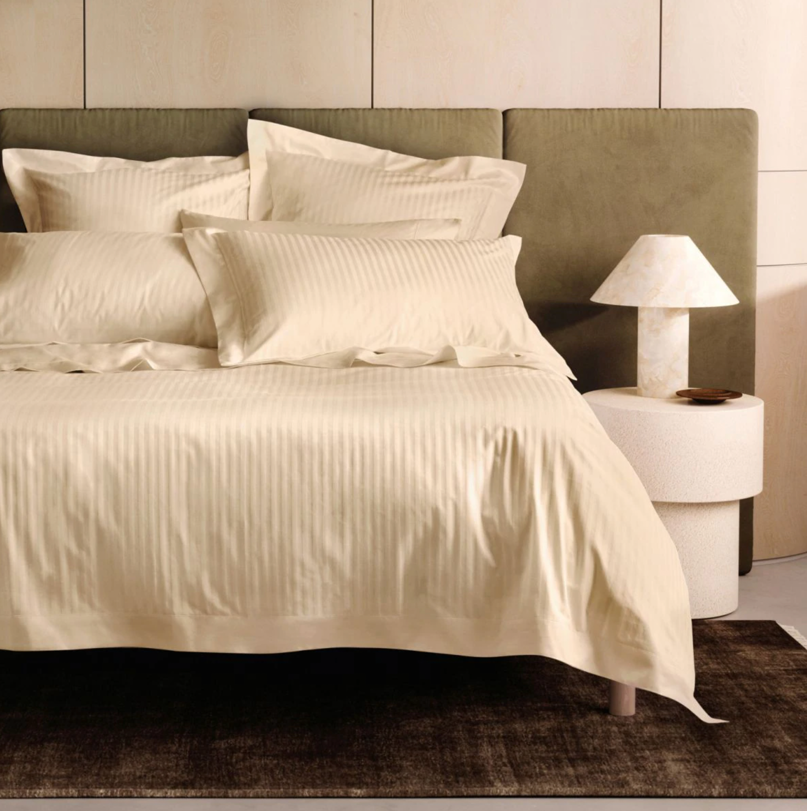 1200 Thread Count Millennia Tailored Quilt Cover