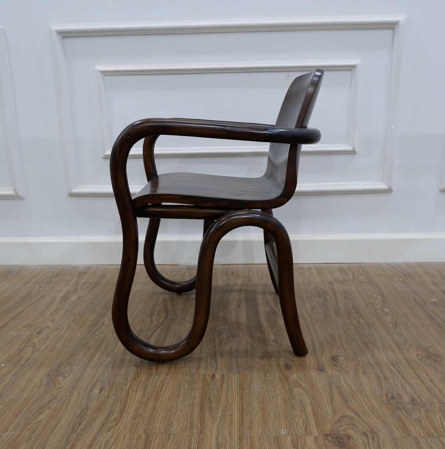 Kohlo Chair