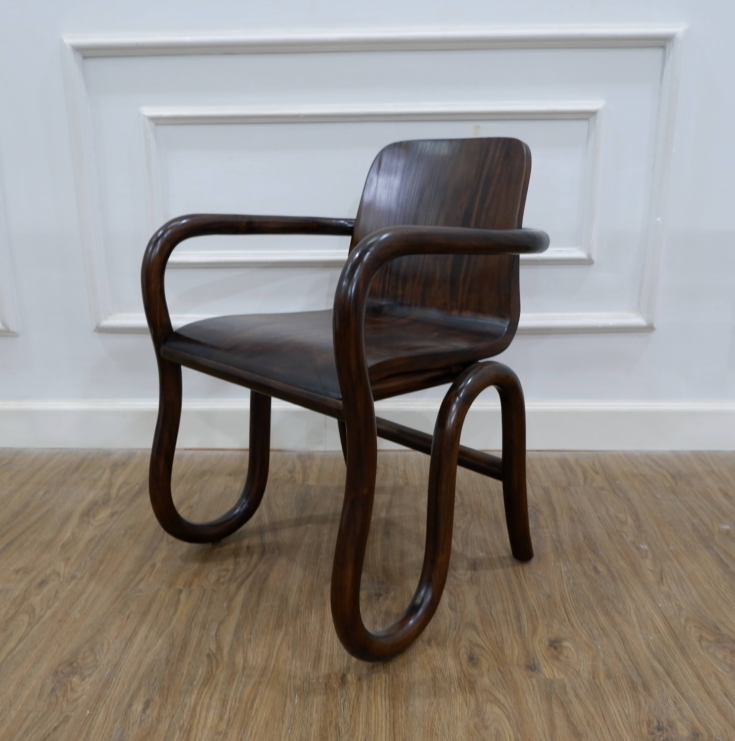 Kohlo Chair