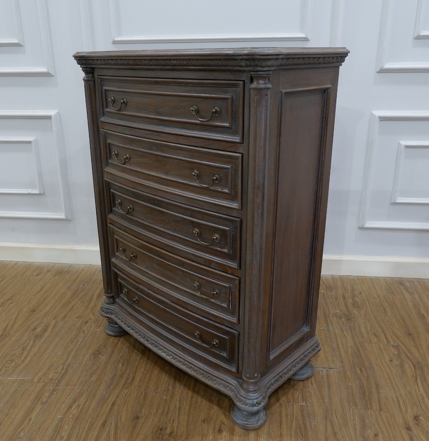 Leo Chest Of Drawers