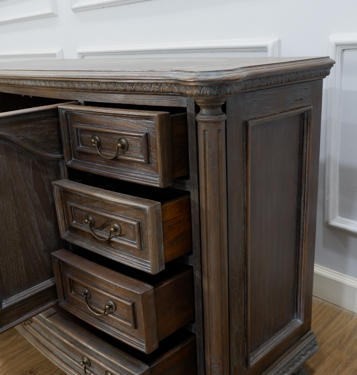 Persephone Dressing Table