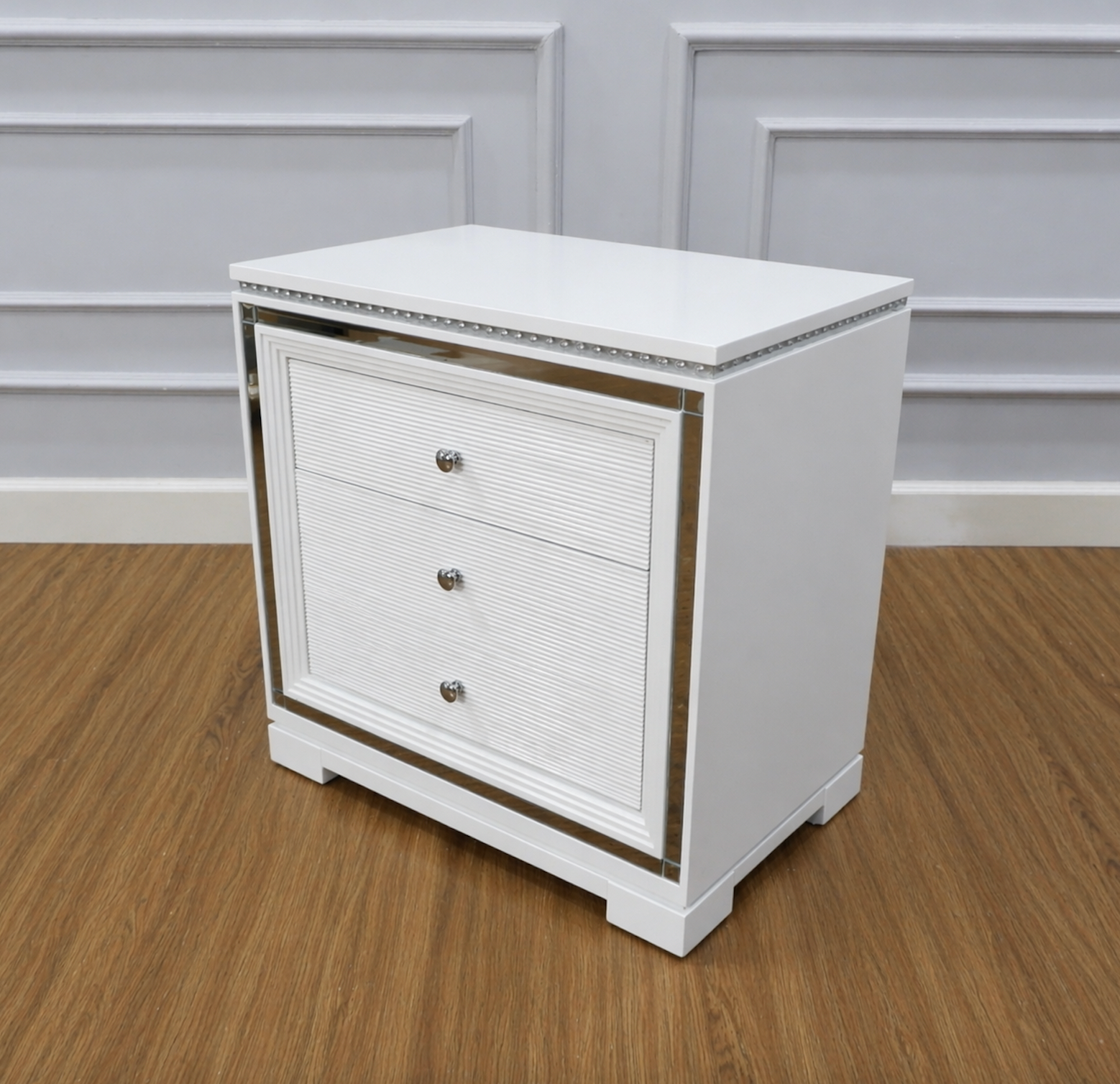 Winterthur Bedside Table
